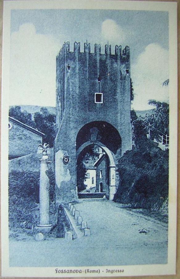 Alloggio La Torre Fossanova Priverno ภายนอก รูปภาพ